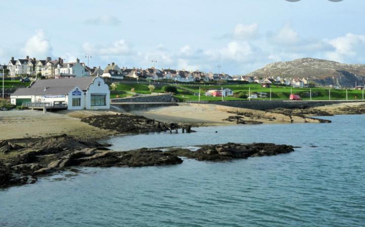 Boathouse Hotel Holyhead Luaran gambar
